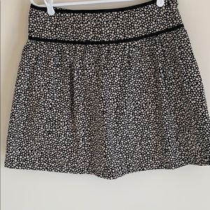 Silky Dot-print skirt